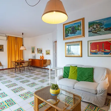 Sea Escape Apartment Giardini Naxos
