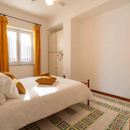 Apartment Sea Escape